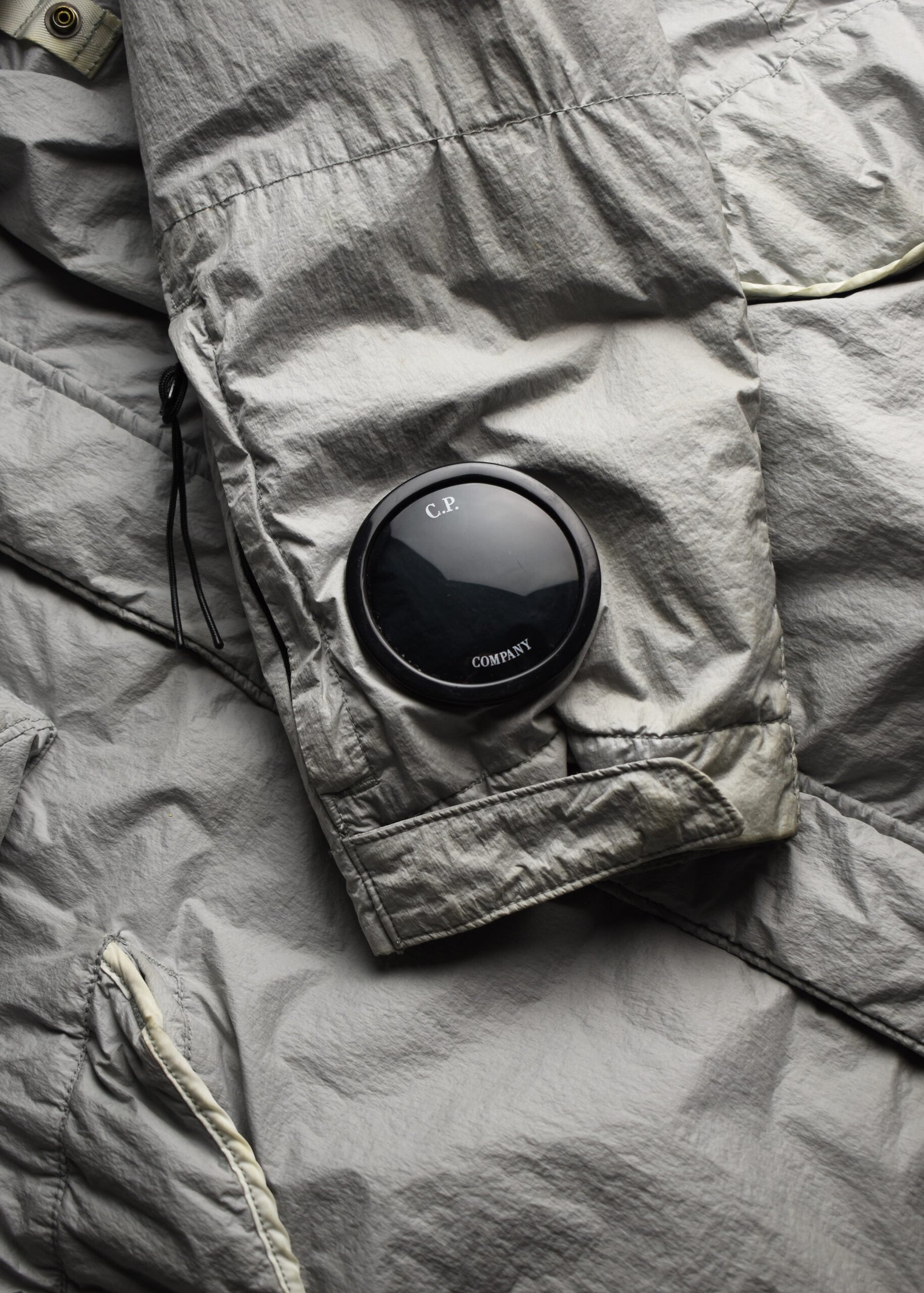 AW19 C.P. COMPANY (CP) NYFOIL DOWN GOGGLE JACKET - Jazzy Badger